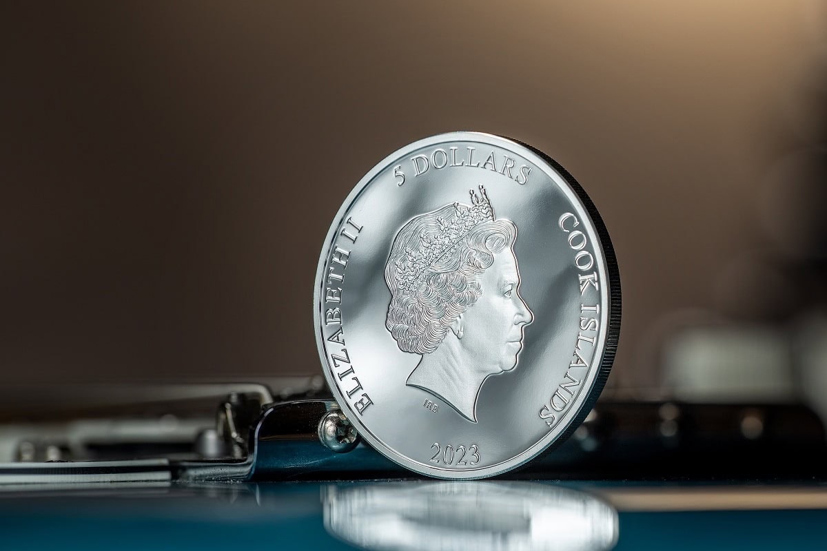 5_dollars_coins_2023.jpg.