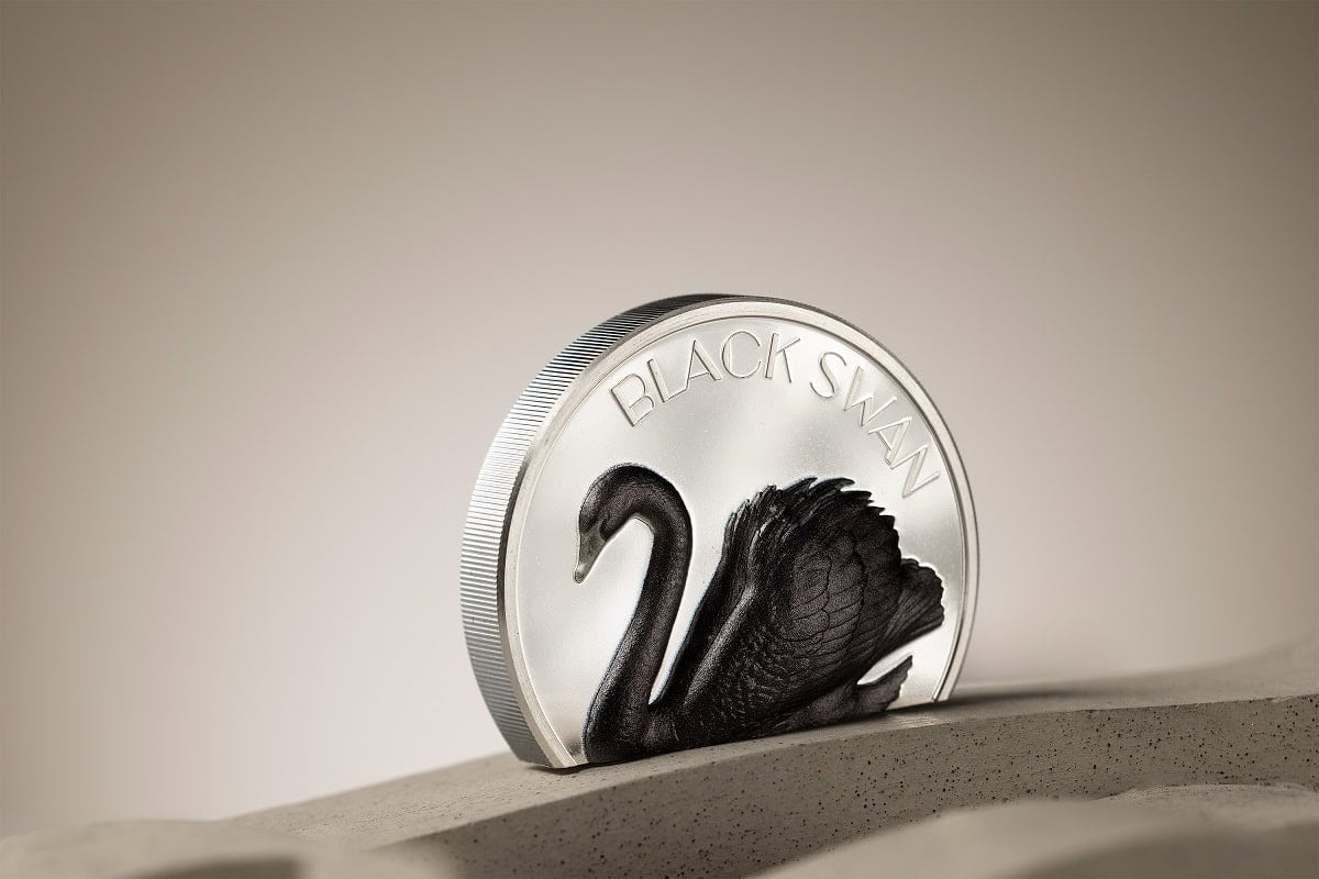 Black Swan collectible coin from 2023, silver finish, featuring a detailed black swan illustration on the obverse side. Perfect for collectors of unique and themed coins.