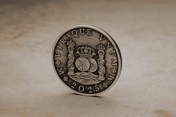 Side view of the 2025 Australia 225th Ann. Australian Proclamation Pillar Dollar 1 oz Silver Antiqued Coin
