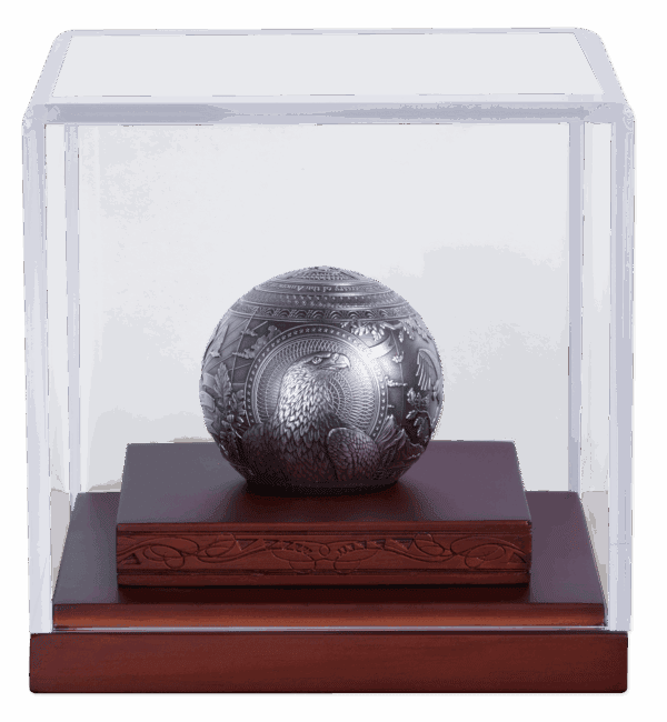 2026 Barbados 40th Ann. of the Eagle 1 Kilo Silver Antiqued 3D Spherical Coin - Image 7