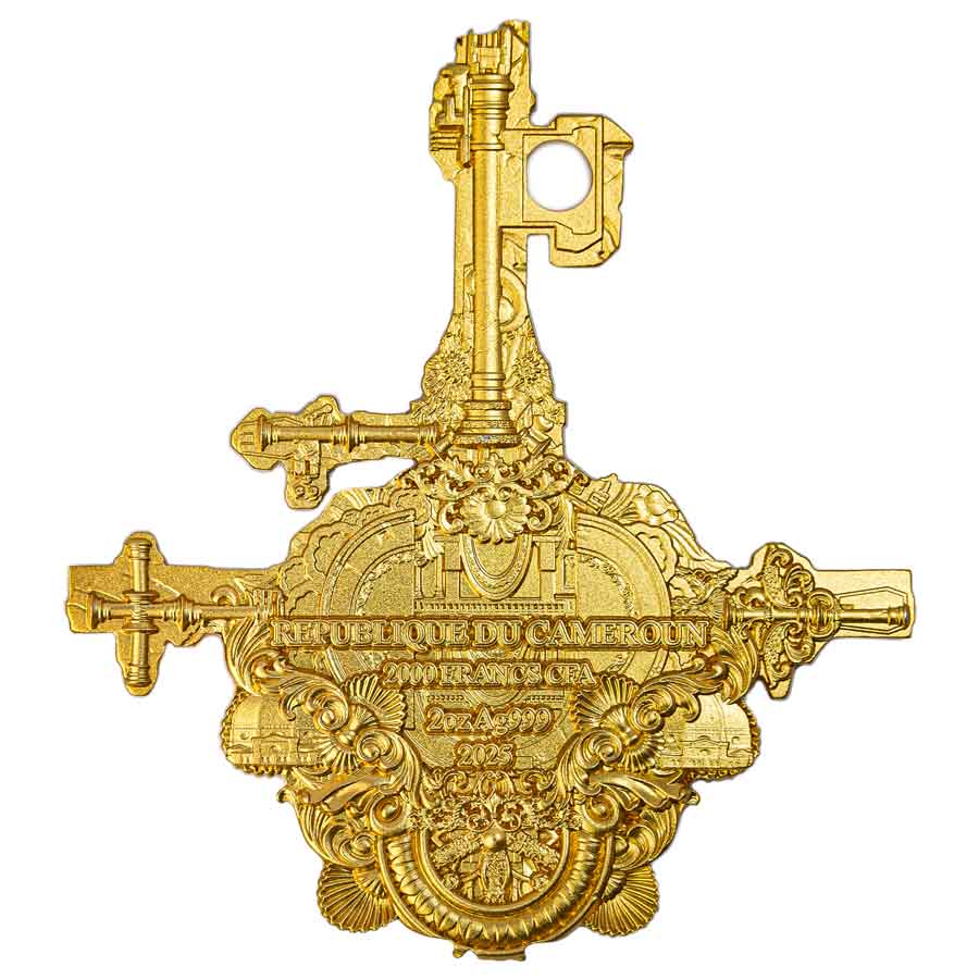 Gold collector coin featuring intricate design, inscriptions of "Republique du Cameroun," denomination 2000 Francs CFA, year 2005, and detailed decorative elements.