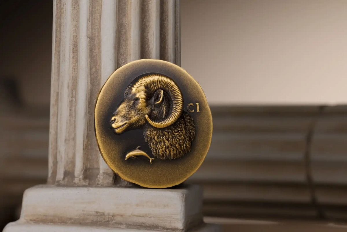 Crucial angle, 2026, Cook Islands mint, 1 oz gold coin, antiqued Krios design, exclusive collectible.