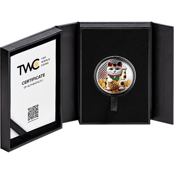 Shiny silver proof coin featuring a lucky Maneki Neko cat, 2026 Samoa mint, 0.5 oz weight, digitally gilded, in a s.